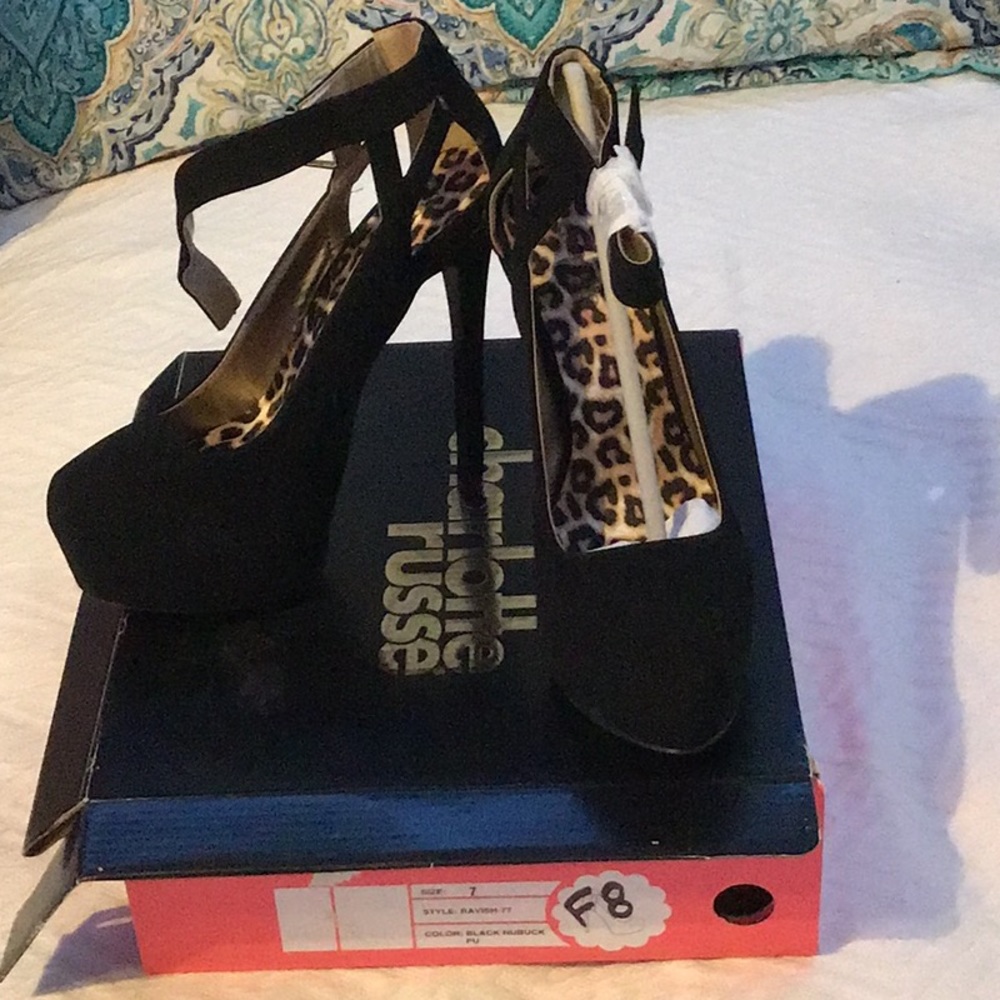 Charlotte Russe black nubuck heels Sz 7 NIB